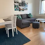 City-apartment Mit Theaterblick Apartamento